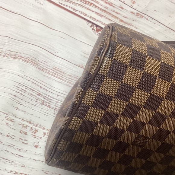 Louis Vuitton Damier Ebone Riviera MM Handbag - Picture 14 of 16